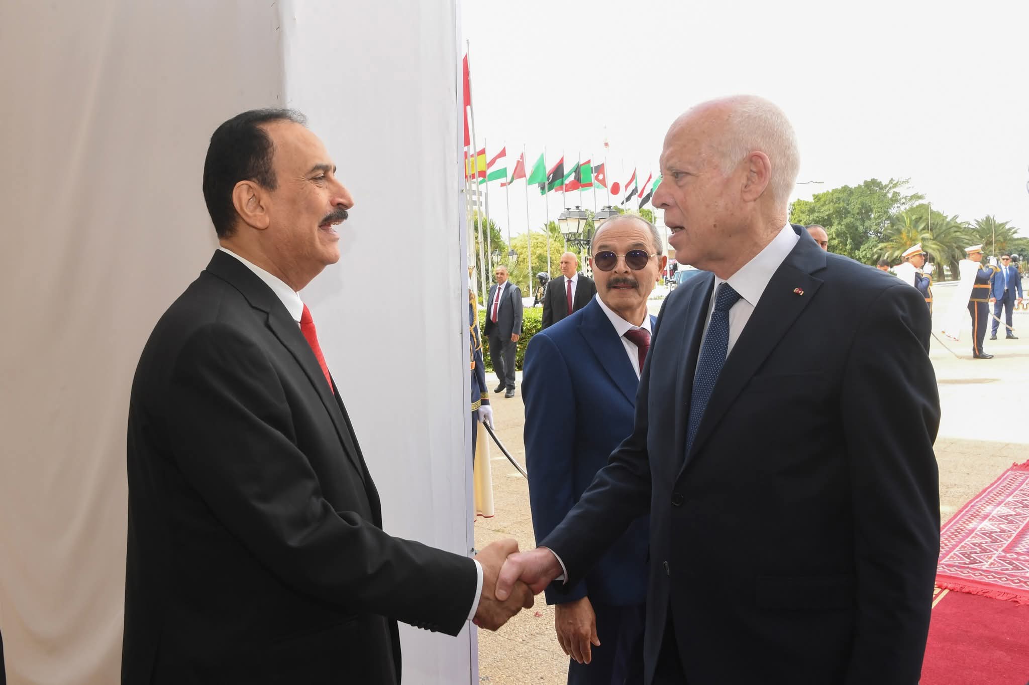 سفير اليمن عميد السلك الدبلوماسي بتونس عبدالناصر باحبيب يشارك في الافتتاح الرسمي “للدورة الاربعين لمعرض تونس الدولي للكتاب”