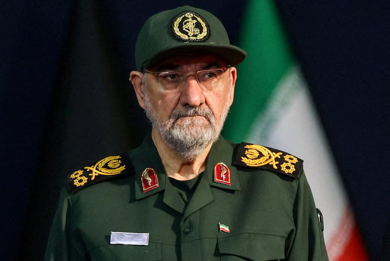 رضائي في قلب القرار الإيراني : طهران للحرب أم لإعادة ترتيب أوراق التفاوض ؟ .