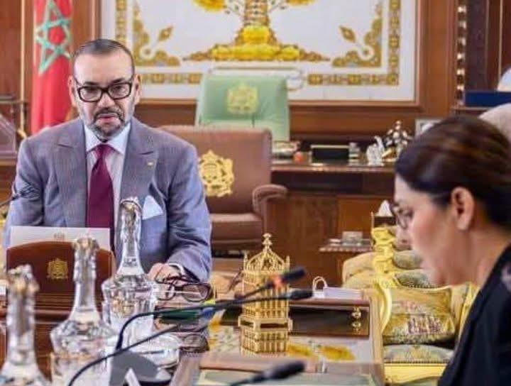 فاطمة الزهراء المنصوري تفتح بابا جديدا في تاريخ المملكة المغربية.